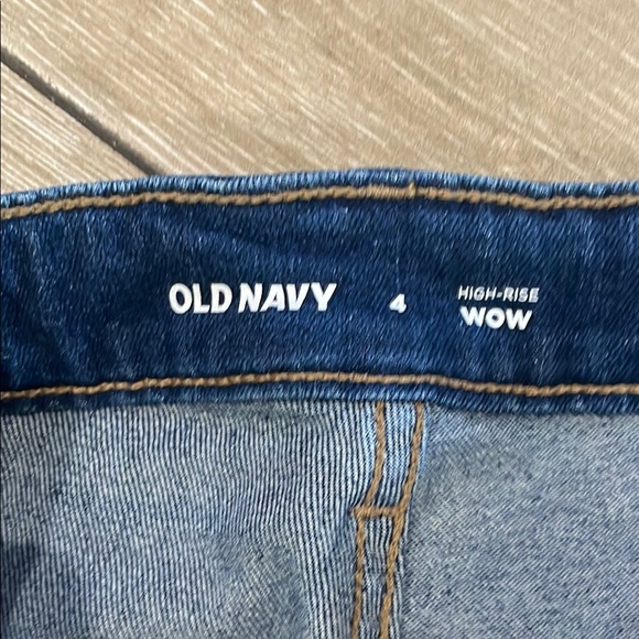 Old Navy Blue Jean Shorts High-Waisted Cuffed Wow - Picture 3 of 4